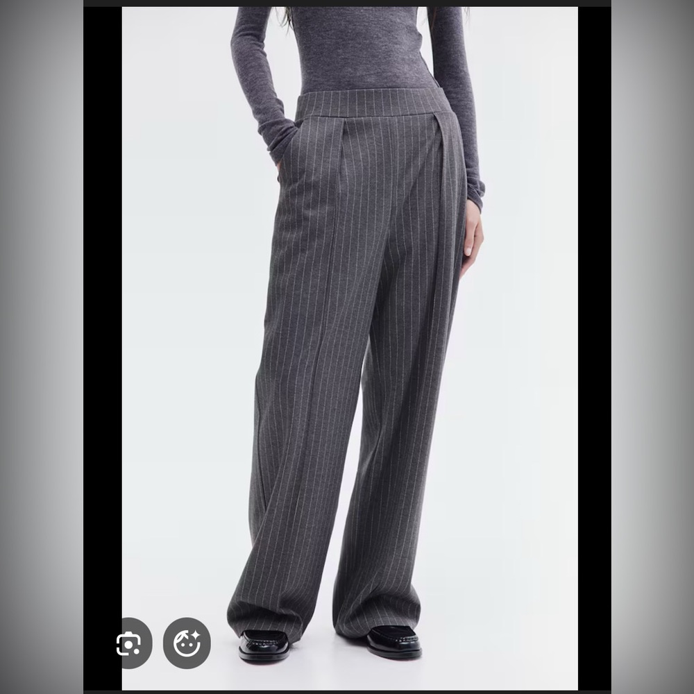 H&M Gray Pinstripe Pants high waist wide leg elastic waist M